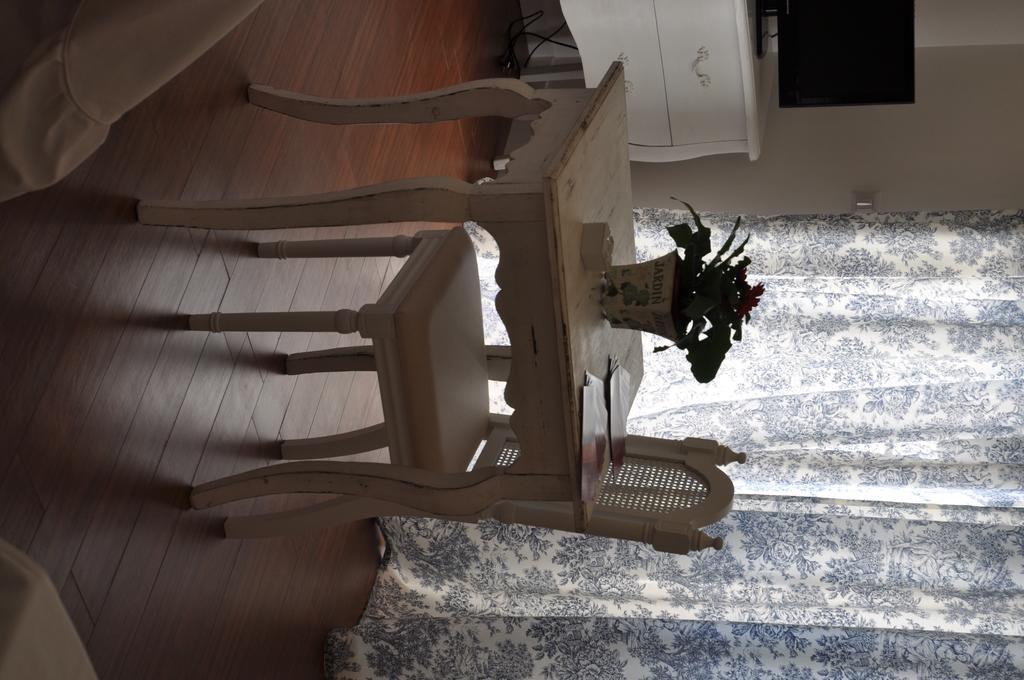Le Stanze Di Rebecca Bed & Breakfast Roma Exterior foto