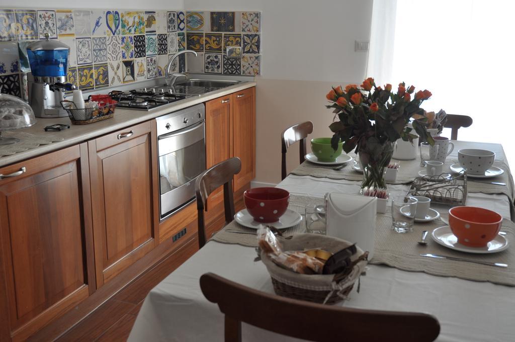 Le Stanze Di Rebecca Bed & Breakfast Roma Exterior foto